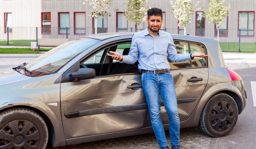 blogs/Damaged-Car-Valuation-–-Who-Buys-Damaged-Cars-Near-Me-